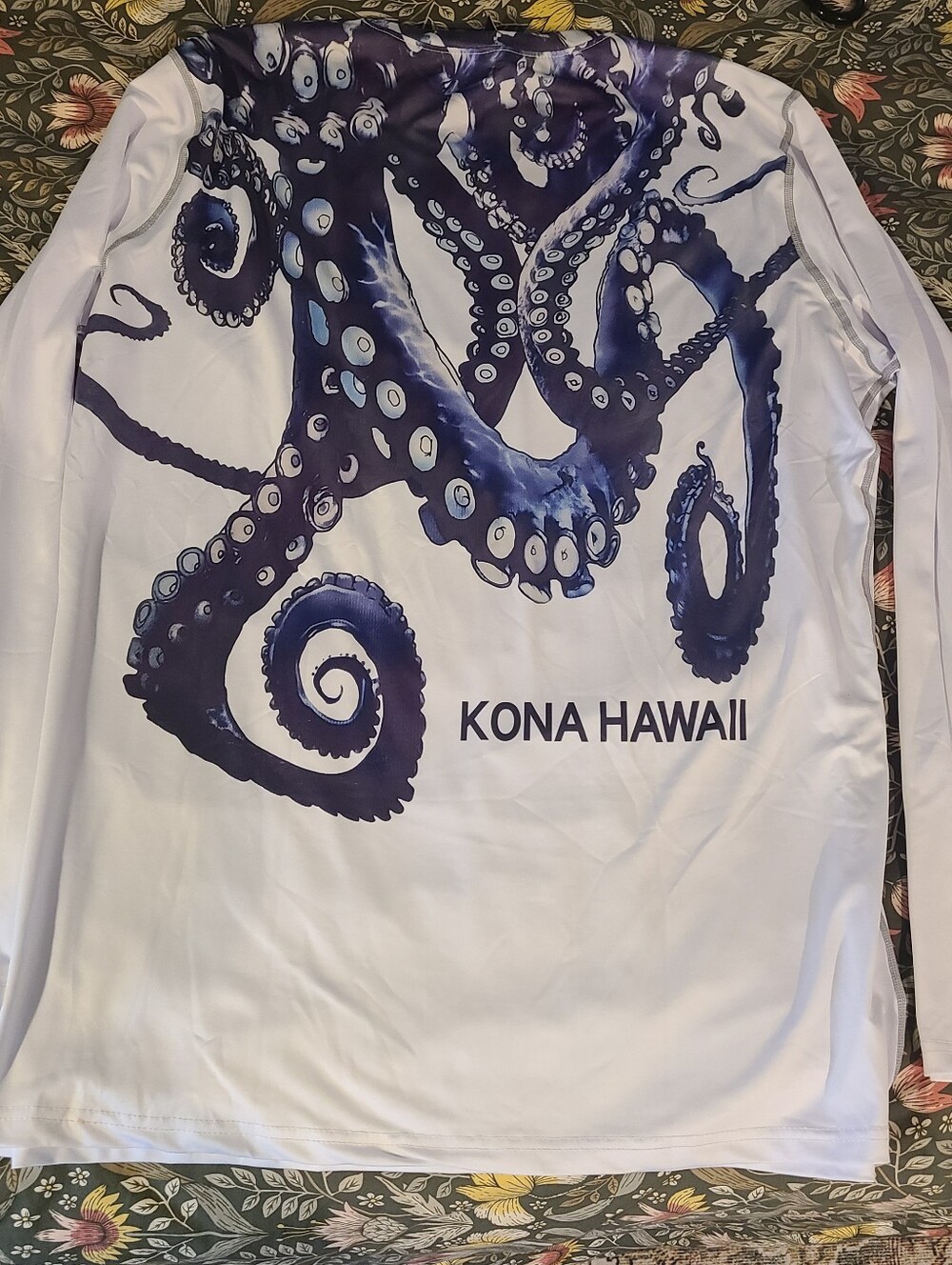 Kona Gear Rash Guard - Picture 2 of 7